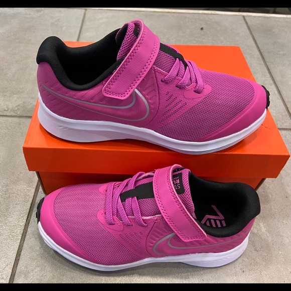 nike velcro shoes youth